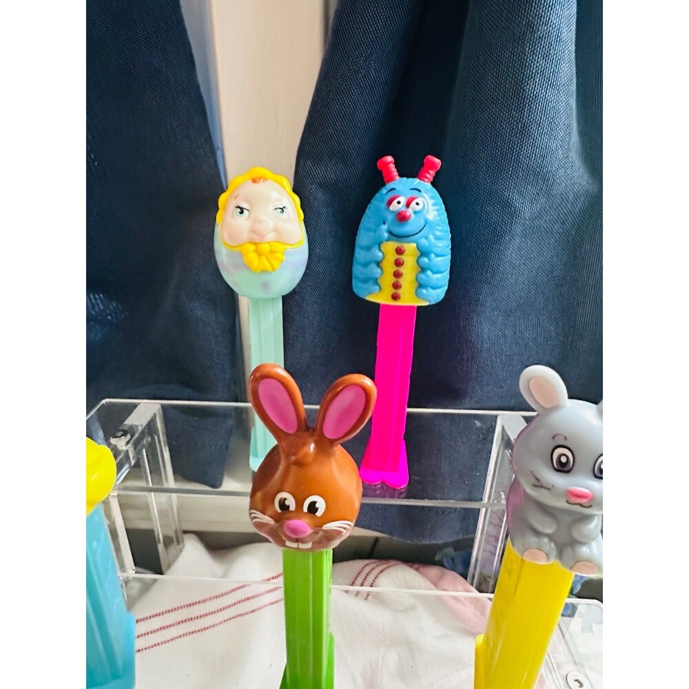 Easter Pez Dispensers Lot - Picture 2 of 2